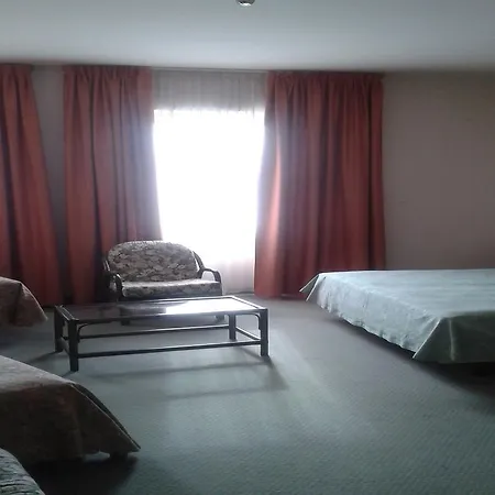 Des Alpes Hotel 3*