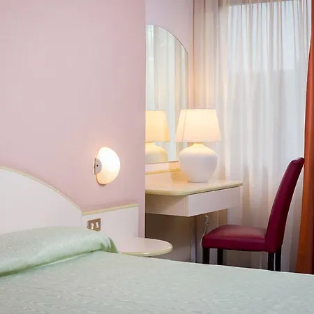 德阿培丝酒店 酒店 罗斯塔