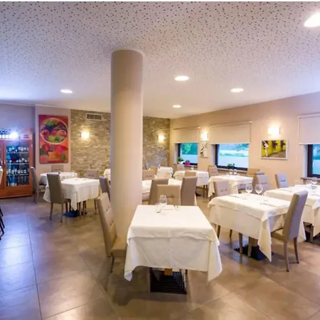Hotell Des Alpes Rosta