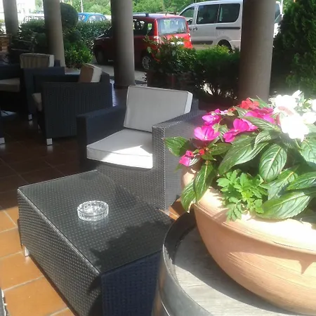 Des Alpes Hotell