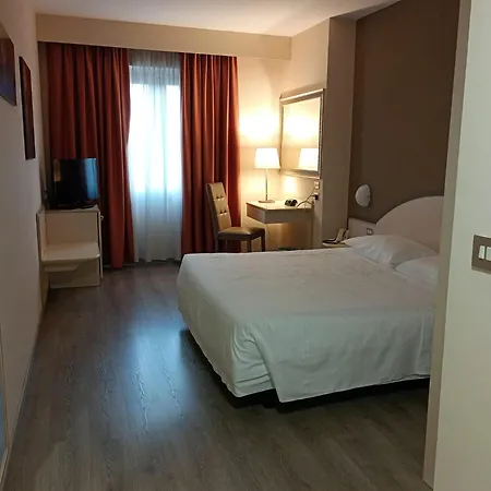 Hotell Des Alpes 3*