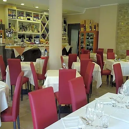 Des Alpes Hotel 3*