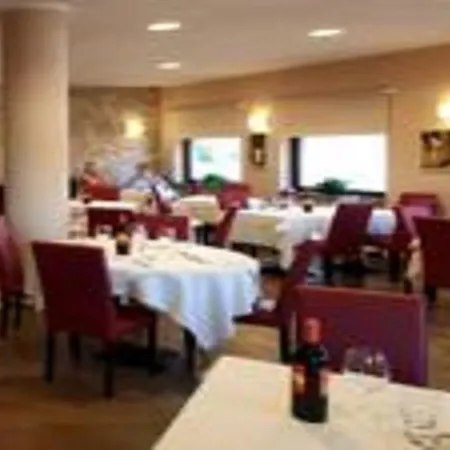 德阿培丝酒店 3*