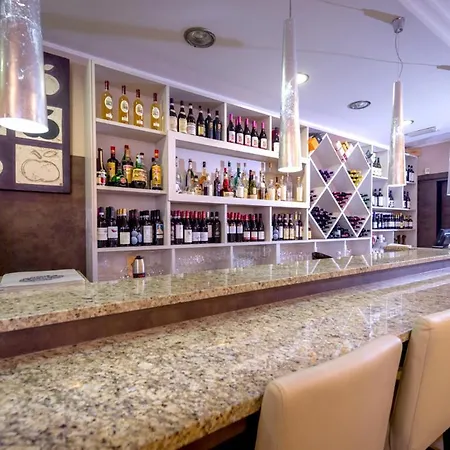 Szálloda Des Alpes Rosta