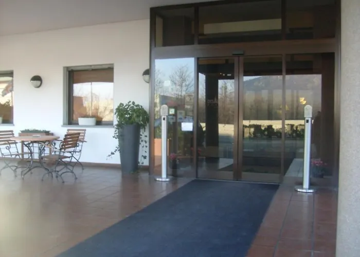 Des Alpes Hotel