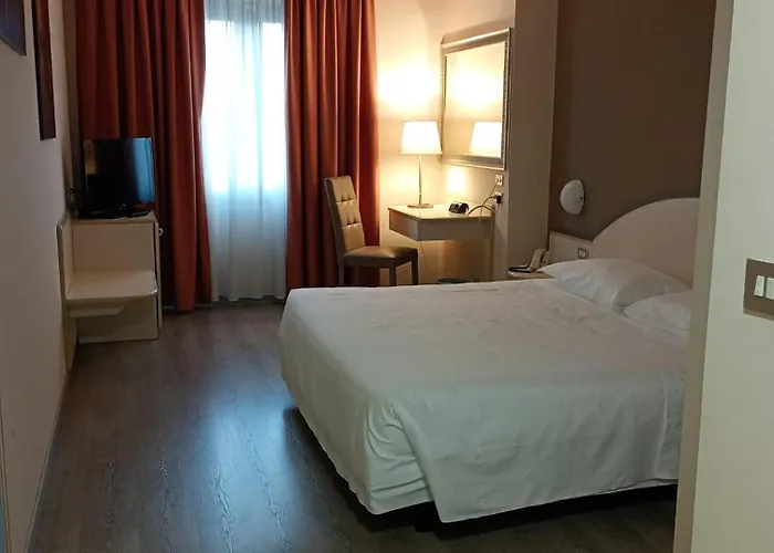 Hotel Des Alpes 3*