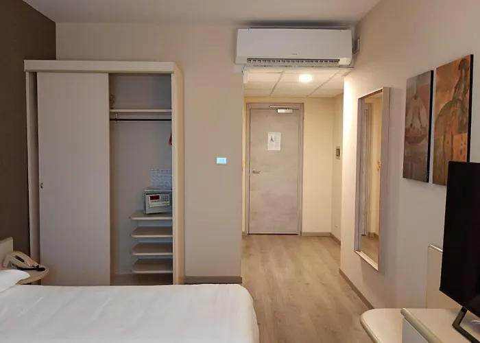Des Alpes Hotel 3*